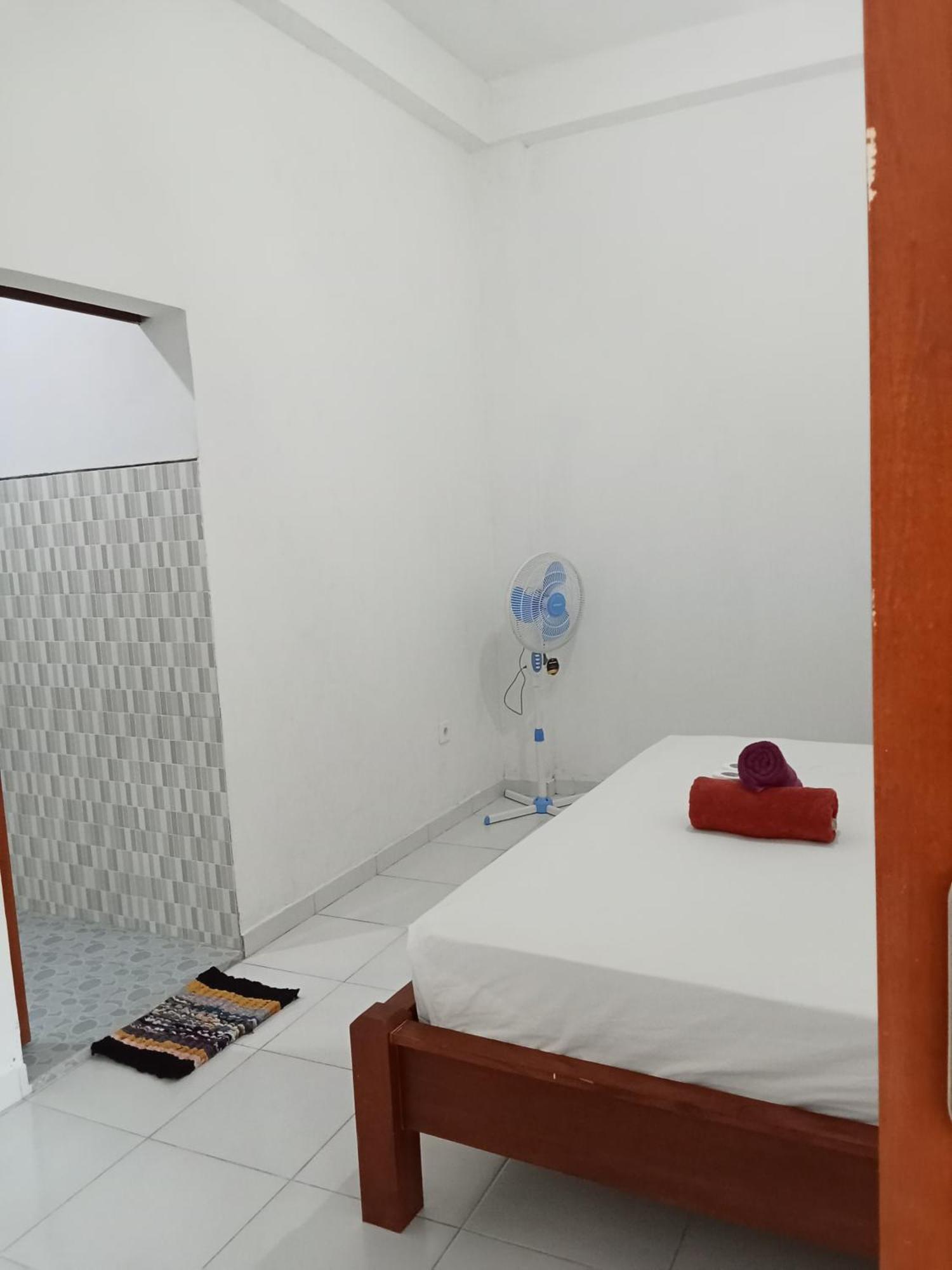 Komang Homestay Αμέντ Εξωτερικό φωτογραφία