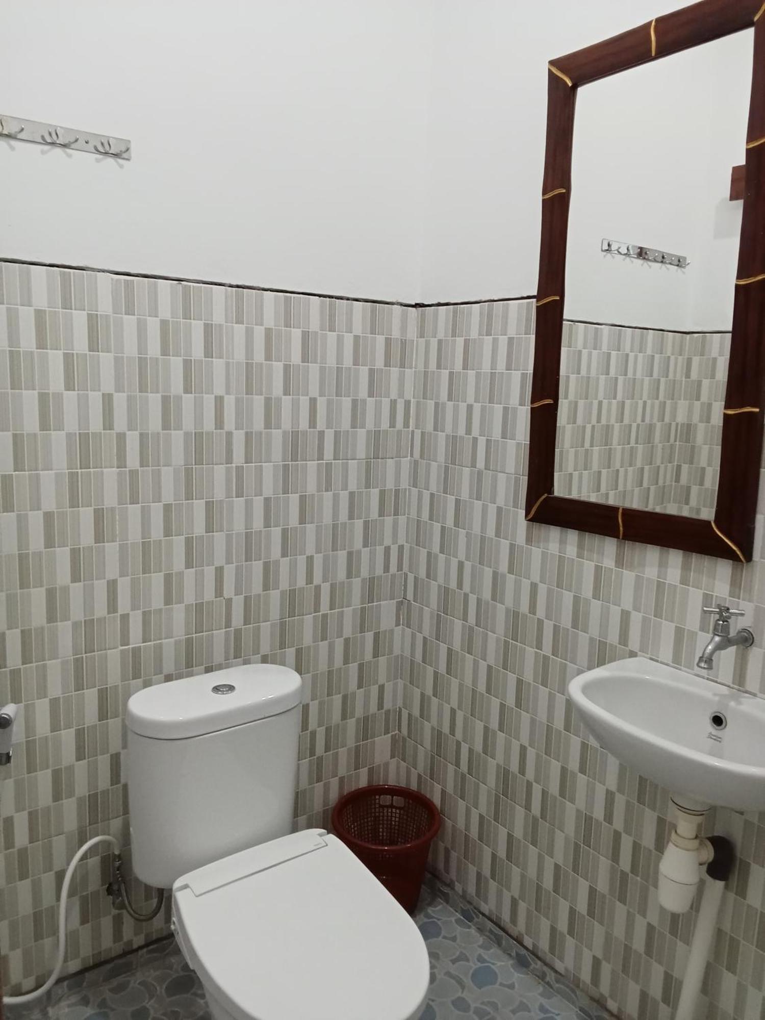 Komang Homestay Αμέντ Εξωτερικό φωτογραφία