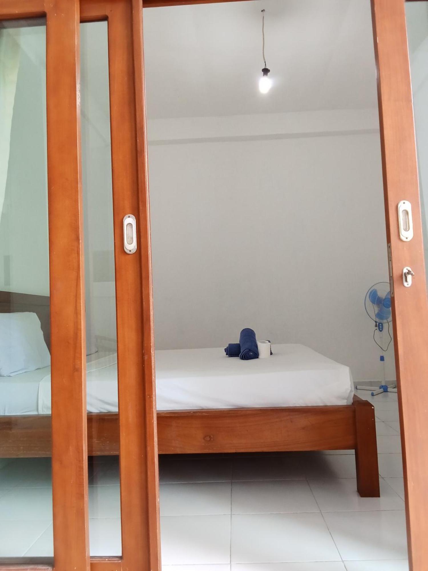 Komang Homestay Αμέντ Εξωτερικό φωτογραφία
