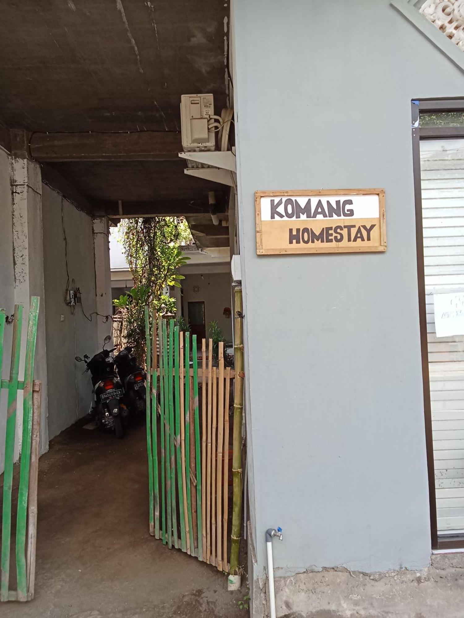 Komang Homestay Αμέντ Εξωτερικό φωτογραφία